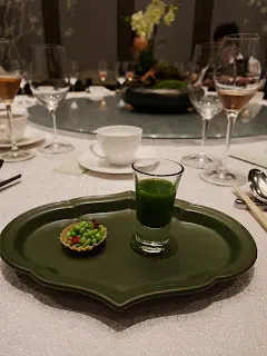 翡翠豆仁、羽衣甘藍汁