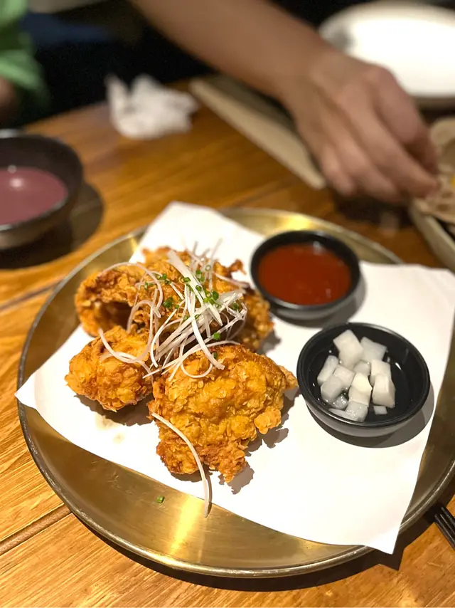 Boneless  fried  chicken