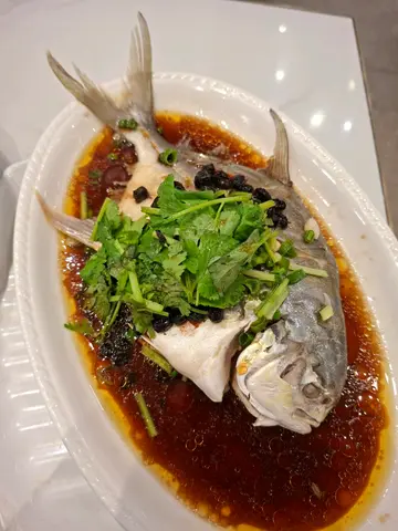 豆豉䲝鱼，西兰花鸡柳