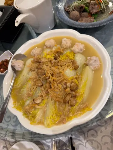 手打肉丸配蒜子津白