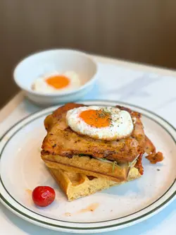 Roasted Cajun Chicken and Egg Waffle