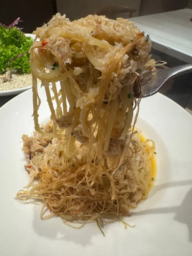 蔥蒜香蟹肉炒意粉