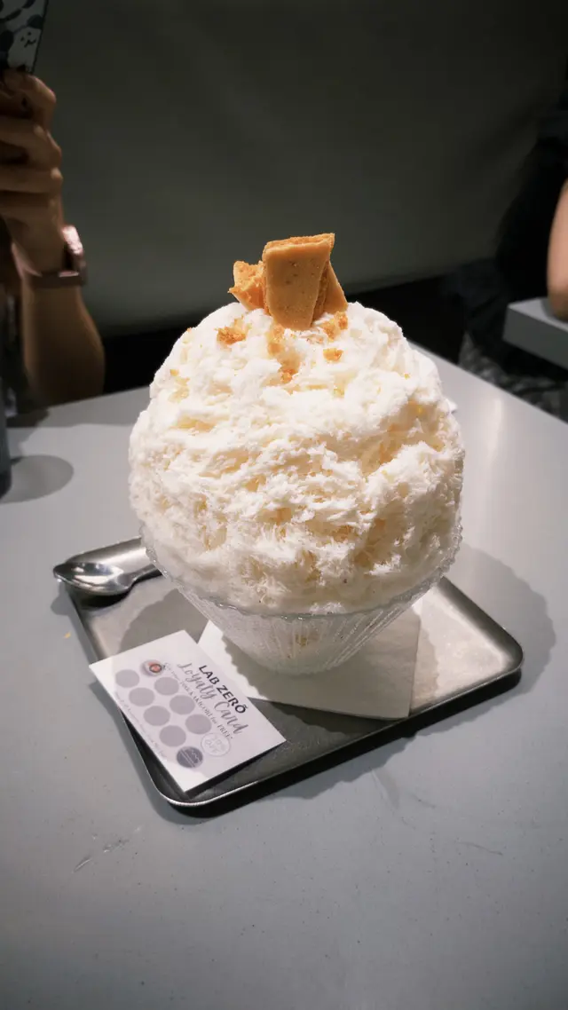 蜂蜜海鹽焦糖脆脆牛乳刨冰