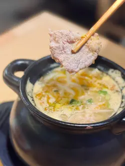金汤酸菜米线