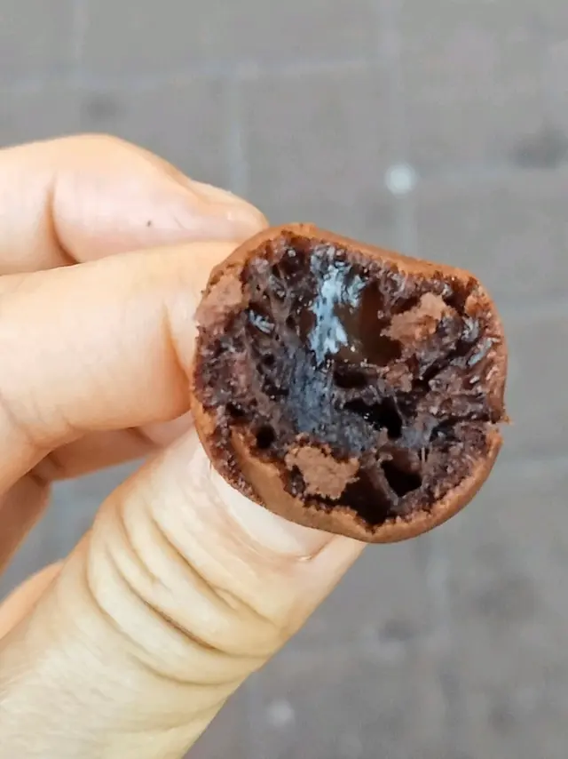 (贈品) 蜂蜜麻糬雞蛋仔,朱古力底