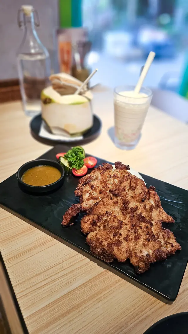 #SandyFoodies #Food #泰國菜 #Thai #ThaiFood #素菜 #芒果糯米飯 #大圍 #泰中意 