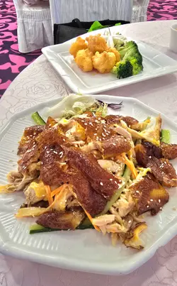 即燒脆皮手撕雞