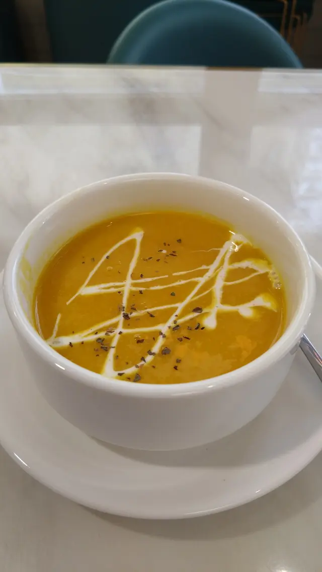 質感稀薄,勝在夠熱及清甜美味