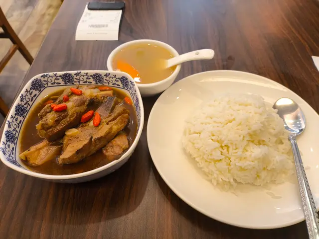 馬來肉骨茶燉肉排