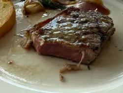 牛扒難食 環境唔錯#steakhouse