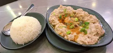 咸魚蒸肉餅飯