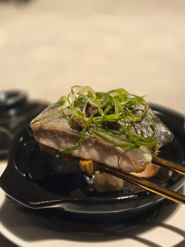 老菜甫蒜燻䱽魚