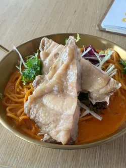 蜂蜜蒜蓉雞扒辣奶油意粉