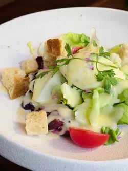 Fish Brandade Salad with Lemon dressing 香草鱼茸薯仔沙律配柠檬酱