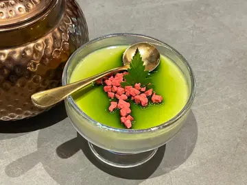 Matcha Tofu Pudding 抹茶豆腐布甸