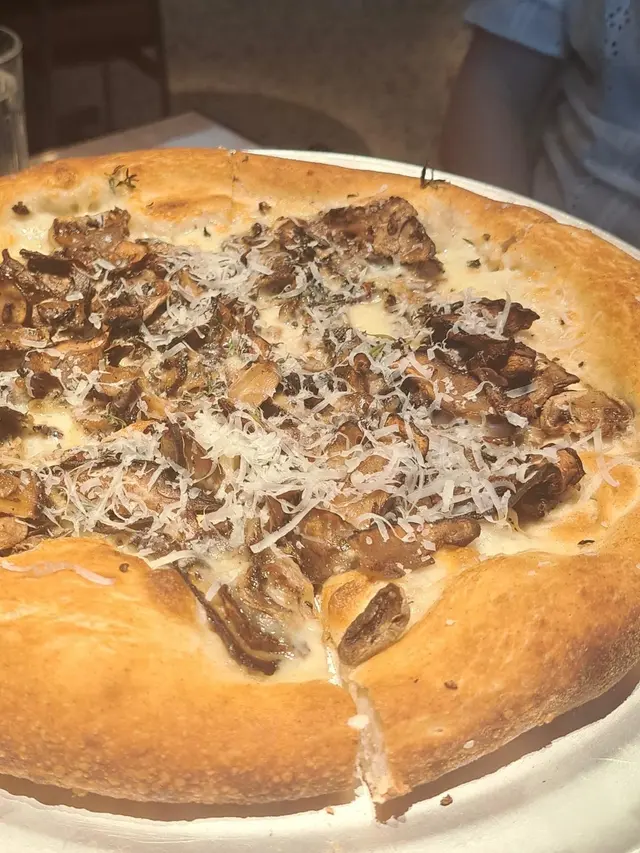 Funghi Pizza