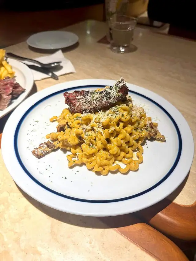 Spicy Carbonara Fusilli