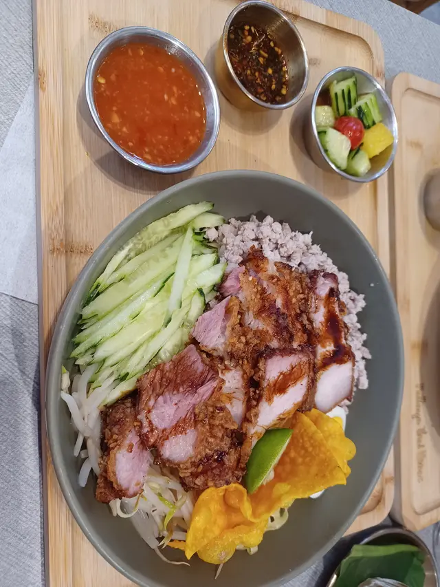 Pattaya 地踎撈麵