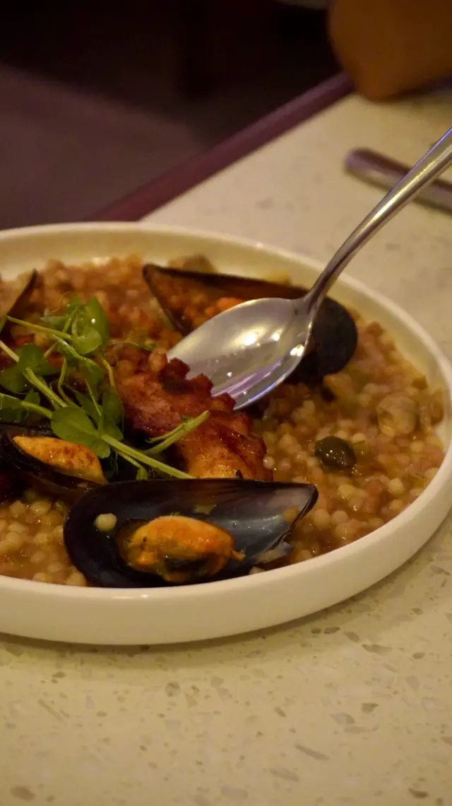 Grill Octopus Fregola