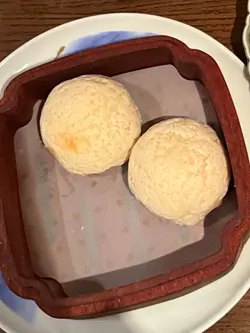 脆皮雪山叉燒包