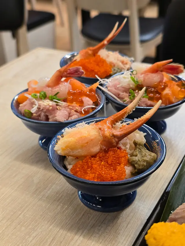 迷你蟹肉蟹膏杯