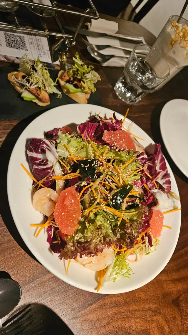 和風蜜糖柚子醋大蝦西柚海帶芽沙律