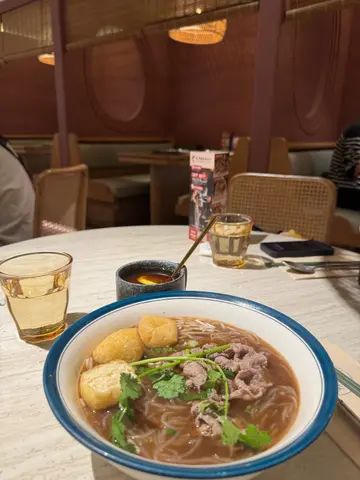 牛肉船麵