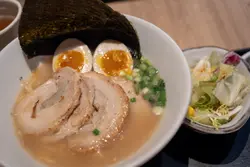 叉烧豚骨酱油拉面