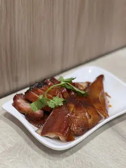 原隻燒鵝髀雙拼叉燒