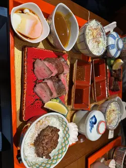 极尚厚切牛舌定食