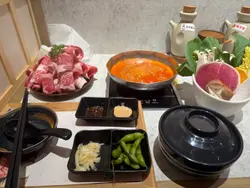 牛肩胛+豚五花250g  蕃茄湯底