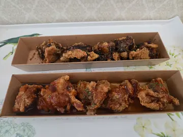 黑蒜杯杯炸鷄/甜辣酱杯杯炸鷄1