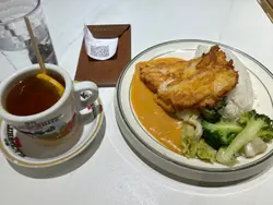 香煎龍利柳龍蝦汁配飯