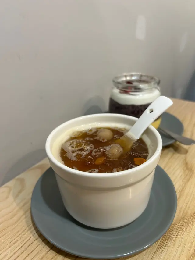 古法養顏燉桃膠