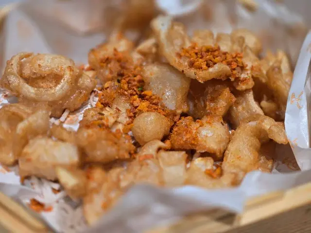 呢個椒鹽鮮魷絕對可以skip！張相影到嘅樣，就係佢上枱嘅樣，一啲都唔呃人。淋巴巴唔脆口，份量仲要少得可憐，切到碎濕濕，完全唔掂。