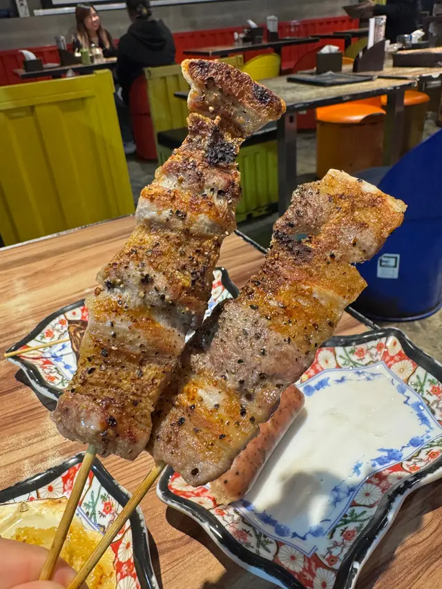 燒黑豚肉五花腩