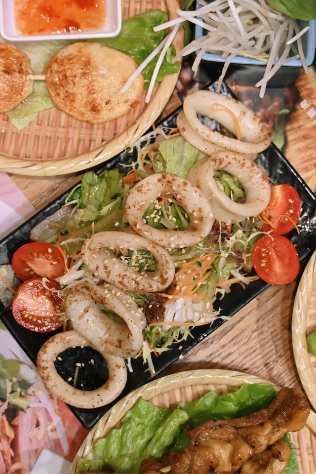 魷魚沙律配醒胃柚子汁