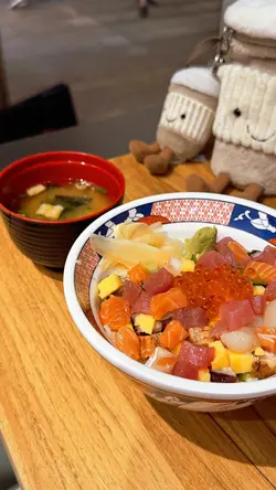 招牌海鲜丼