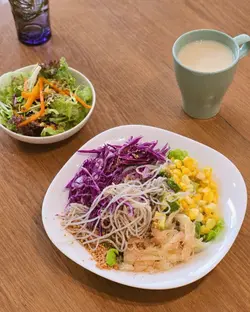 牛油果柚子蔬菜拌紅薯粉