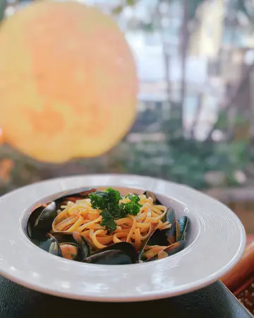 蒜辣白酒青口扁意粉