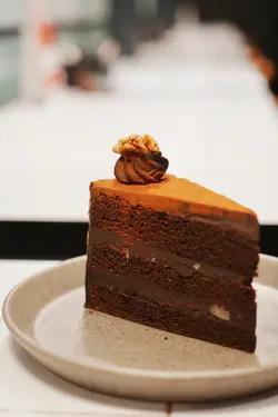 Chocolate walnut cake 🍰