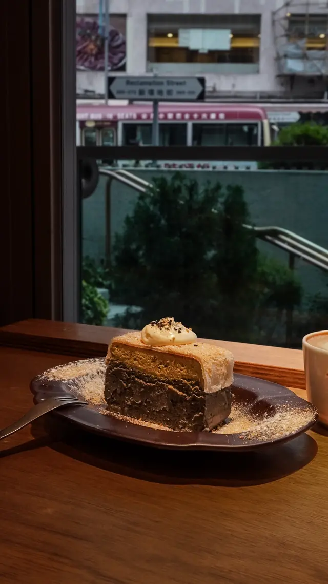 黃豆大福·黑芝麻芝士蛋糕