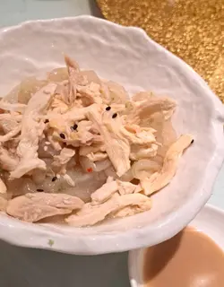 Shredded Chicken with Jelly Fish