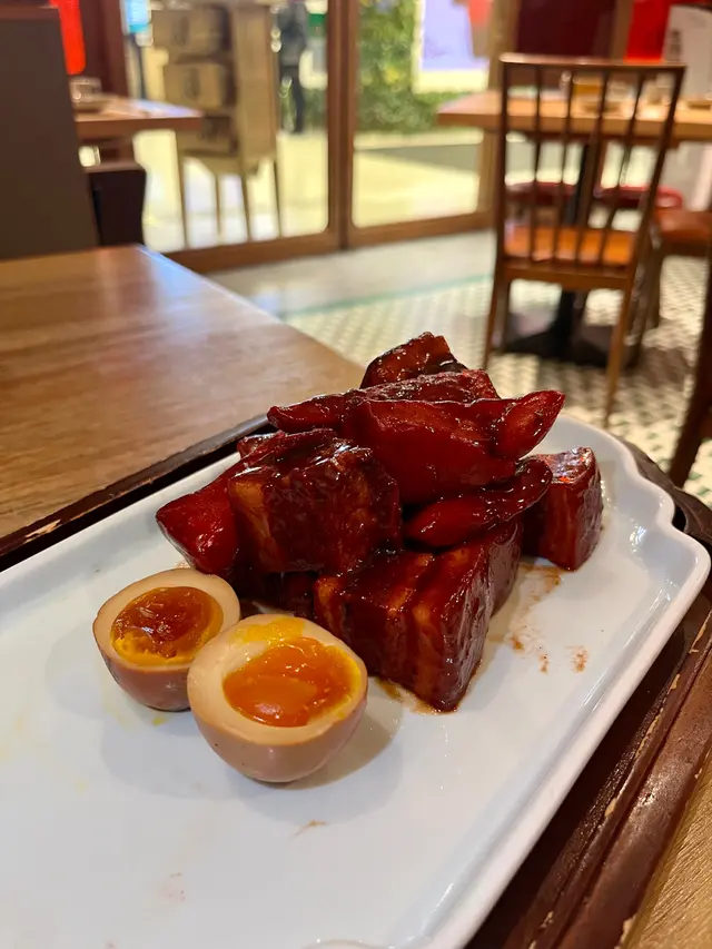 外婆紅燒肉 流心蛋