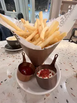 酸忌廉煙肉薯條