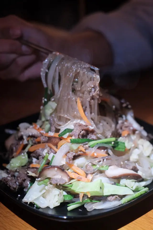 牛肉炒粉絲 소고기잡채