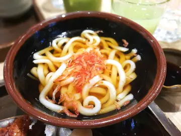 壽司（8貫）配迷你櫻花蝦烏冬