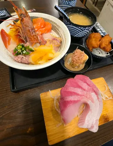 油甘鱼腩+鱼生丼定食