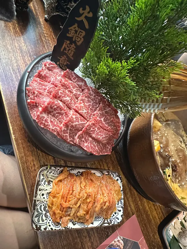 肉質超嫩，又厚又有口感，蚌的話很新鮮