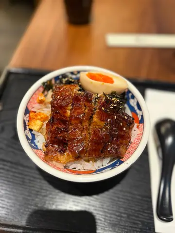 招牌炭火蒲烧鳗鱼饭（小）